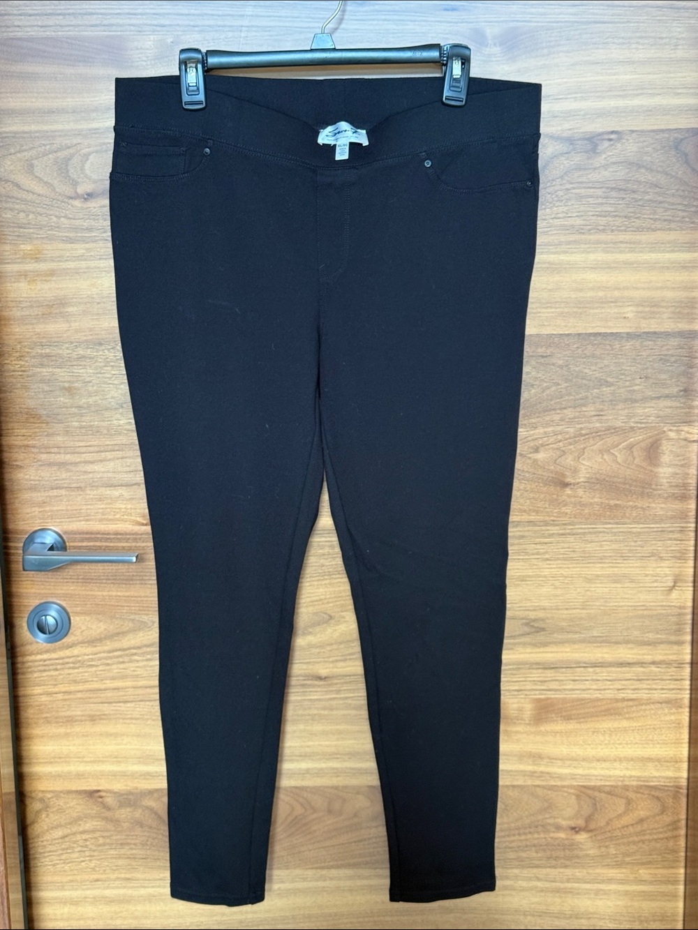 Seven7 Black Stretch Jeggings Slim Fit